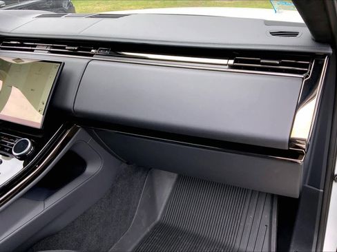 Used 2023 Land Rover Range Rover Sport Autobiography image 19