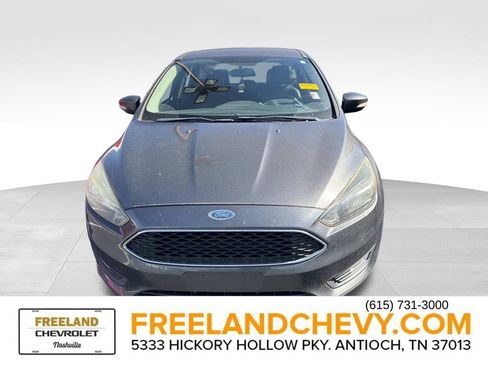 Used 2016 Ford Focus SE w/ Equipment Group 201A FWD image 6