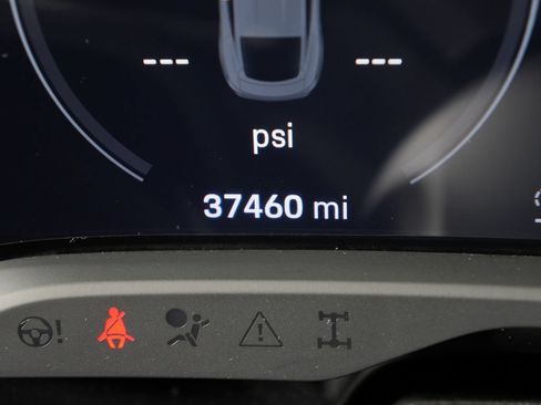 Certified 2022 Porsche Taycan 4S AWD/4WD image 28