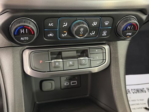 Certified 2023 GMC Acadia AT4 w/ Technology Package image 27