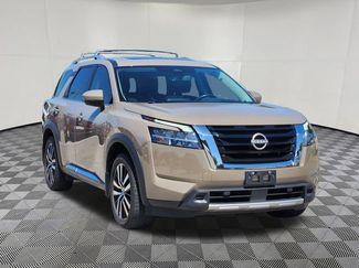 Certified 2023 Nissan Pathfinder Platinum video 2