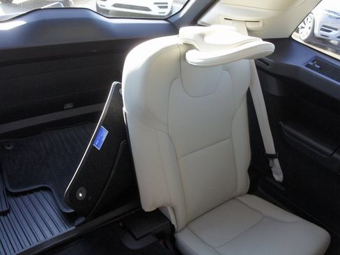 Certified 2023 Volvo XC90 B6 Plus w/ Protection Package Premier image 35