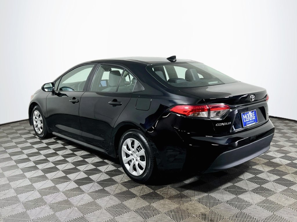 Certified 2024 Toyota Corolla LE FWD image 5