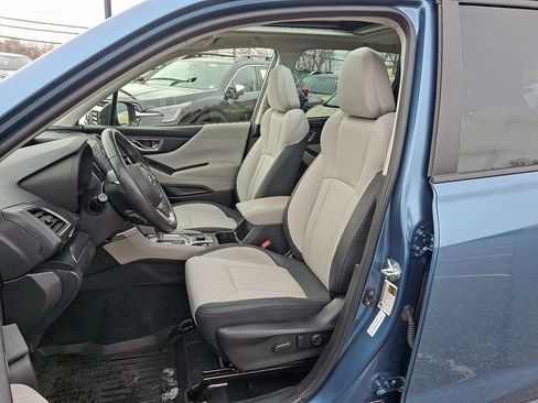 Used 2023 Subaru Forester Premium image 13