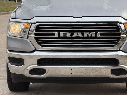 Used 2024 RAM 1500 Laramie image 9
