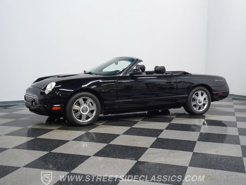 Used 2005 Ford Thunderbird RWD image 7