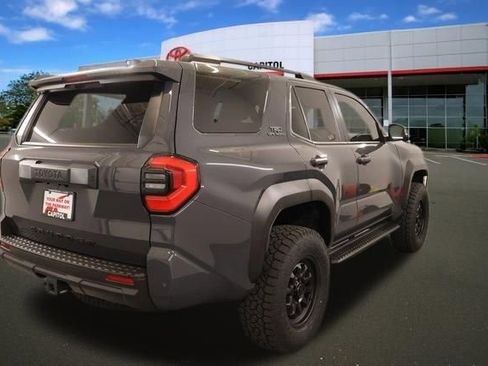 Certified 2025 Toyota 4Runner TRD Off-Road Premium AWD/4WD image 3