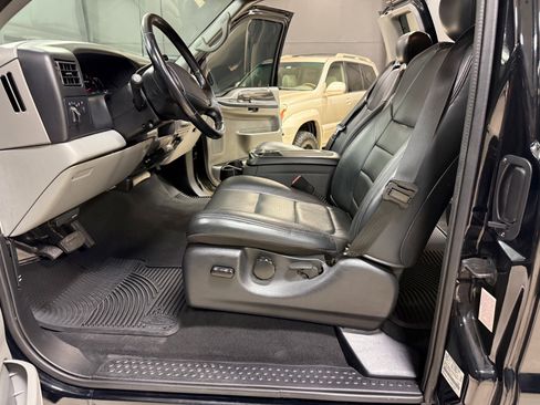 Used 2002 Ford F350 Lariat image 23