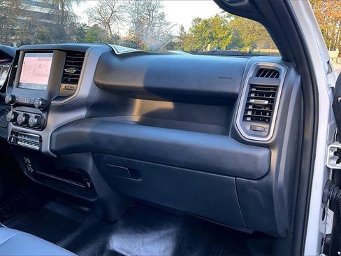 New 2024 RAM 5500 Tradesman w/ Chrome Appearance Group image 22