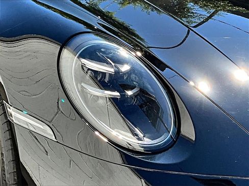 Certified 2025 Porsche 911 Carrera image 30