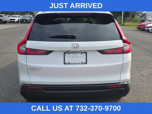 Used 2024 Honda CR-V EX image 4