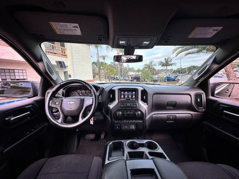 Used 2020 Chevrolet Silverado 1500 Custom w/ Custom Value Package RWD image 14
