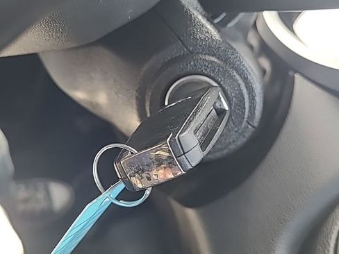 Used 2017 Chevrolet Equinox LT w/ Convenience Package image 25