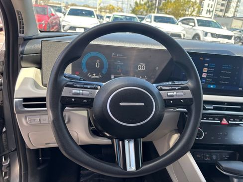 Used 2025 Hyundai Tucson SEL image 31