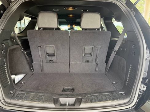 Used 2021 Dodge Durango R/T w/ Blacktop Package RWD image 40
