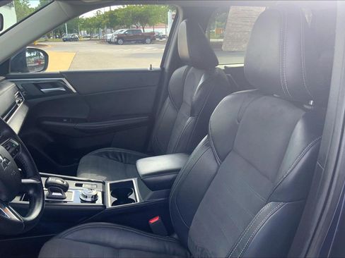 Used 2022 Mitsubishi Outlander SE AWD/4WD image 29