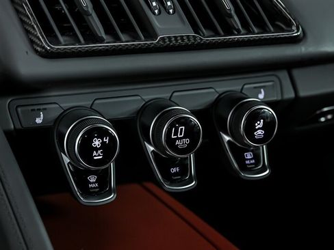Used 2021 Audi R8 V10 performance AWD/4WD image 35