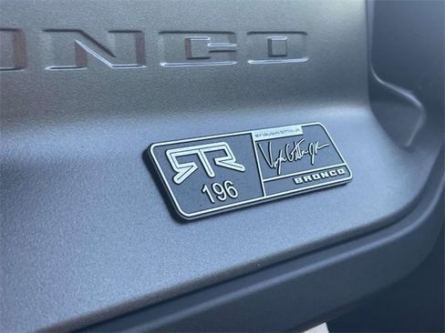 New 2025 Ford Bronco Badlands image 23