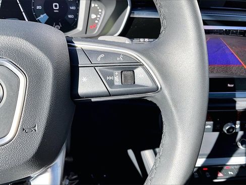 Used 2025 Audi Q3 2.0T Premium w/ Convenience Package image 12