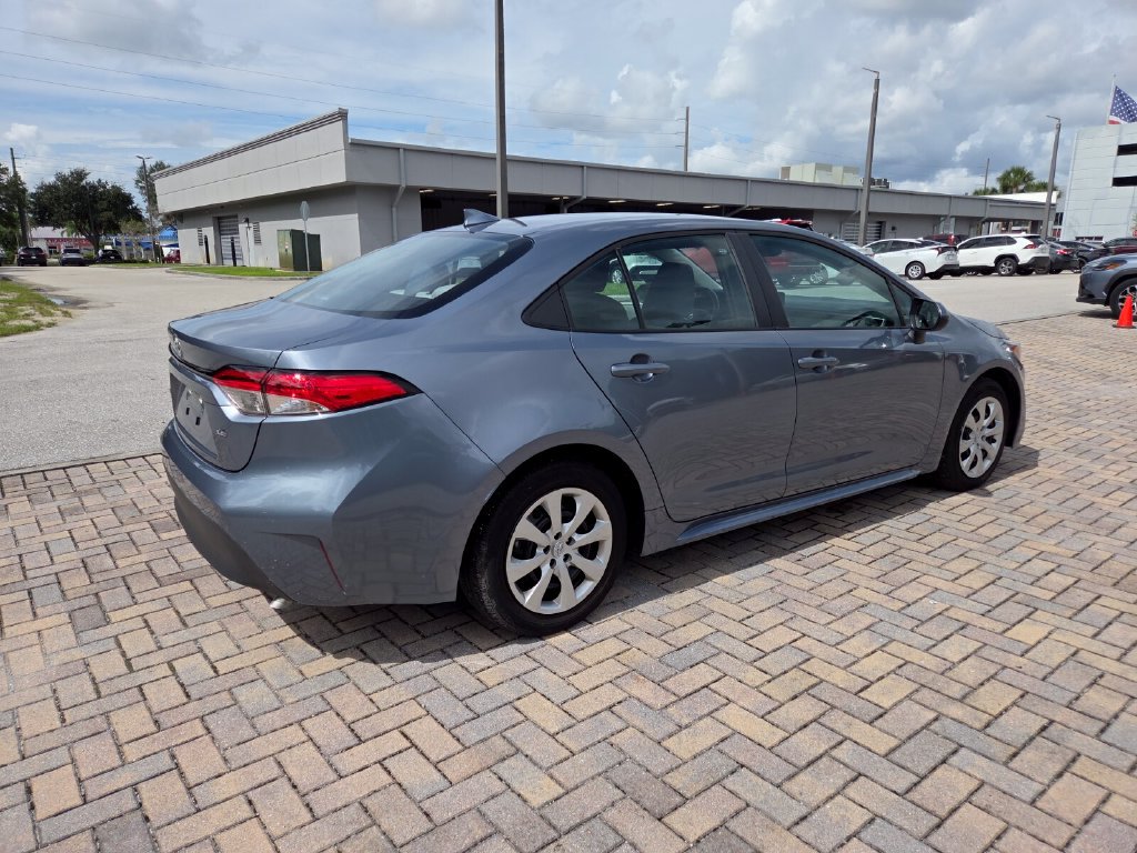 Certified 2025 Toyota Corolla LE w/ Convenience Package FWD image 11