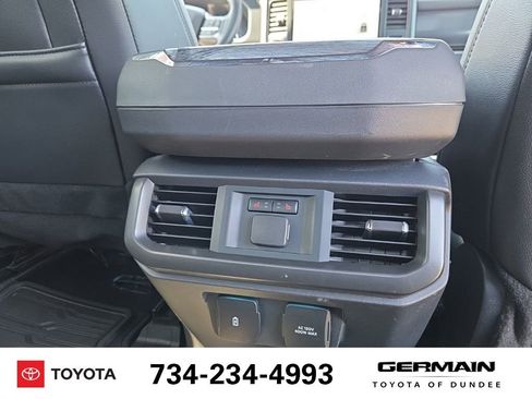 Used 2024 Ford F150 Lariat w/ Equipment Group 502A High AWD/4WD image 19