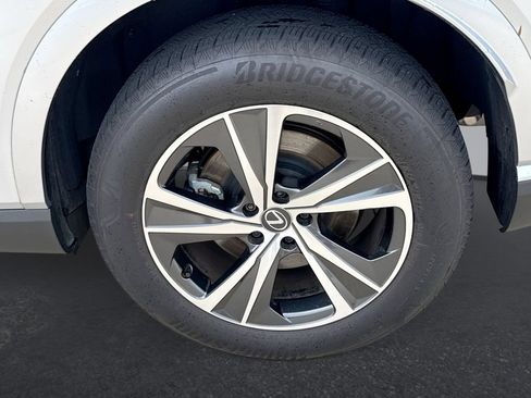 Used 2025 Lexus RX 350 Premium w/ Accessory Package (Z1) FWD image 31