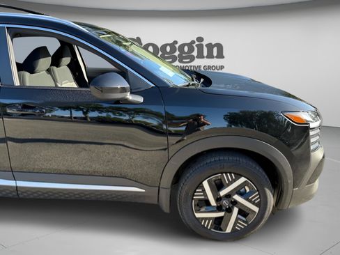 New 2026 Nissan Kicks SV w/ SV Premium Package FWD image 25