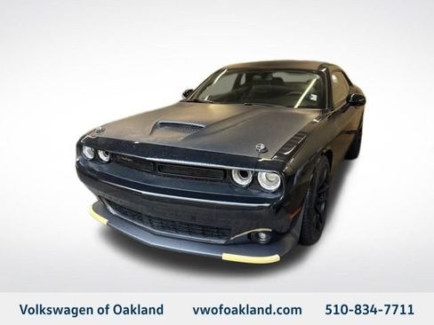Used 2018 Dodge Challenger T/A image 1