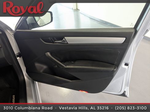 Used 2013 Volkswagen Passat 2.5 SE FWD image 7