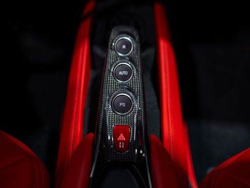 Used 2023 Ferrari F8 Tributo RWD image 16