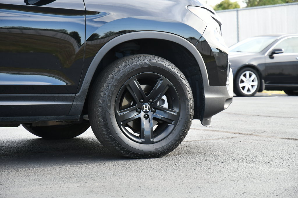 Used 2023 Honda Ridgeline Black Edition image 9