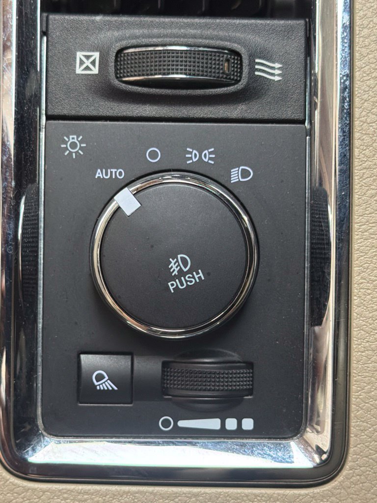 Used 2018 RAM 2500 Laramie AWD/4WD image 23
