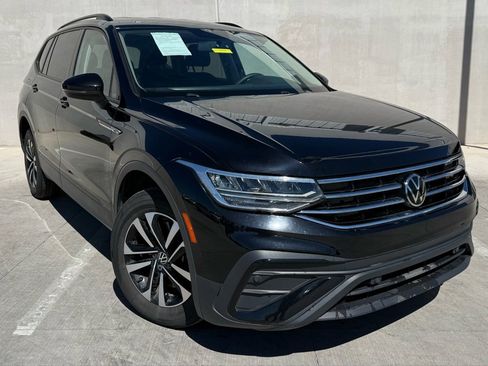Used 2022 Volkswagen Tiguan S image 1