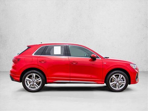 Used 2021 Audi Q3 2.0T Premium Plus AWD/4WD image 4