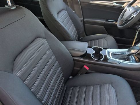 Used 2016 Ford Fusion SE FWD image 20