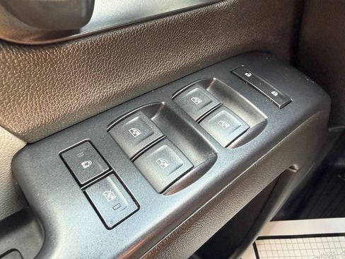 Used 2019 Chevrolet Silverado 2500 W/T AWD/4WD image 16