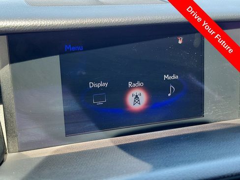 Used 2017 Lexus IS 200t F Sport w/ F Sport Package RWD image 10