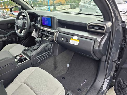 Certified 2025 Toyota 4Runner SR5 image 12