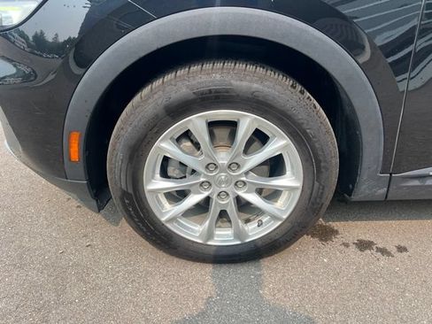 Used 2021 Buick Envision Preferred AWD/4WD image 9