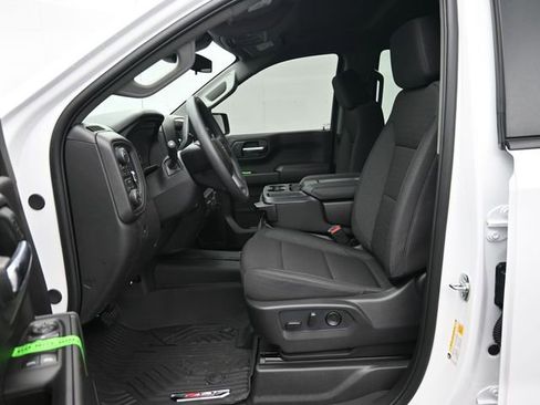 New 2026 Chevrolet Silverado 1500 Custom Trail Boss w/ LPO, Dark Essentials Package AWD/4WD image 30