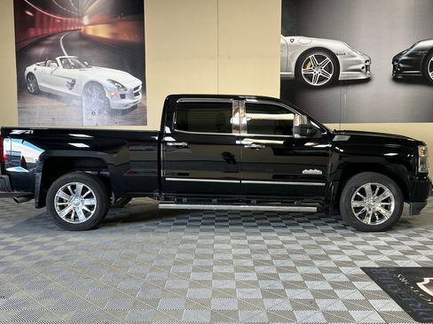 Used 2016 Chevrolet Silverado 1500 High Country image 3