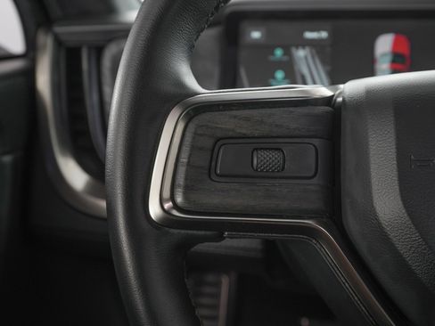 Used 2022 Rivian R1T Adventure image 19