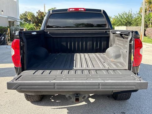 Used 2017 Toyota Tundra Limited w/ Limited Premium Package AWD/4WD image 9