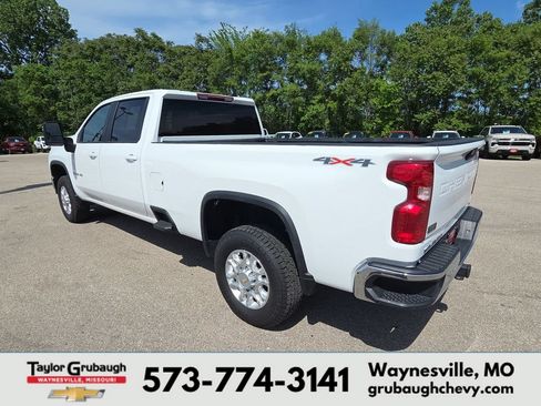 Used 2024 Chevrolet Silverado 3500 LT AWD/4WD image 6