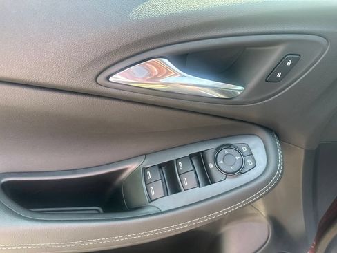 Used 2023 Buick Encore GX Preferred w/ Cold Weather Comfort Package FWD image 13