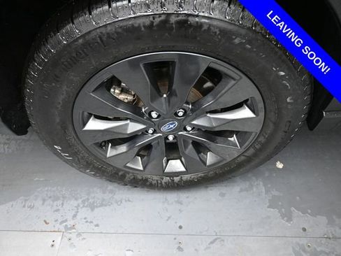 Used 2025 Subaru Outback Onyx Edition XT AWD/4WD image 11