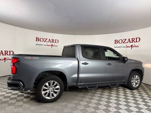 Used 2022 Chevrolet Silverado 1500 Custom AWD/4WD image 9