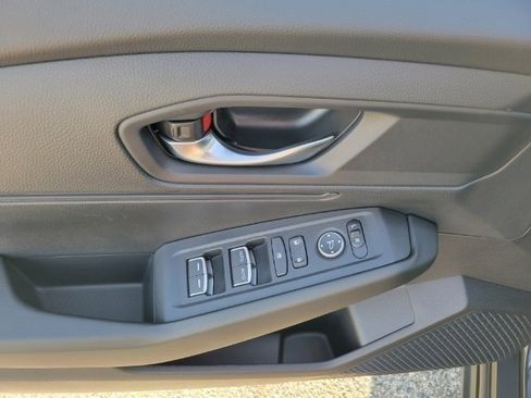 Used 2024 Honda Accord LX image 19