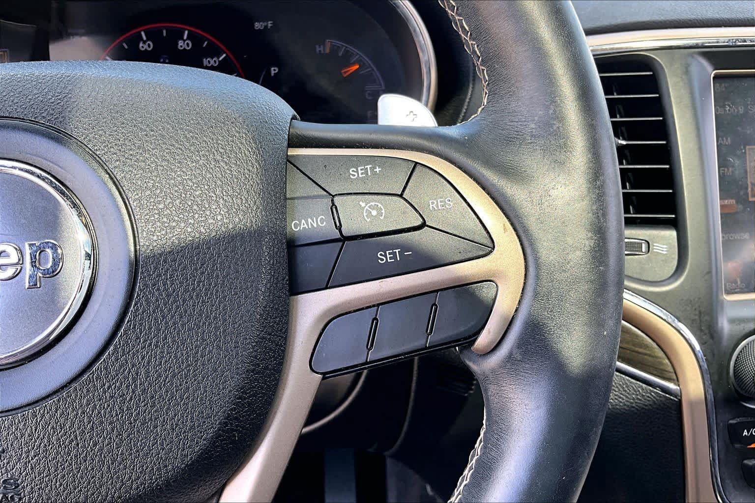 Used 2015 Jeep Grand Cherokee Overland RWD image 22