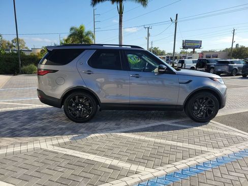 New 2025 Land Rover Discovery S AWD/4WD image 6